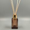 Aromatizador modelo Rectangular 40ml ÁMBAR con varitas naturales