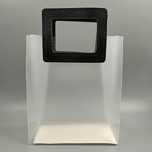 Bolsa en PP natural con Asa de CUERO medidas 16cm x 18,5cm x 8cm de Fuelle